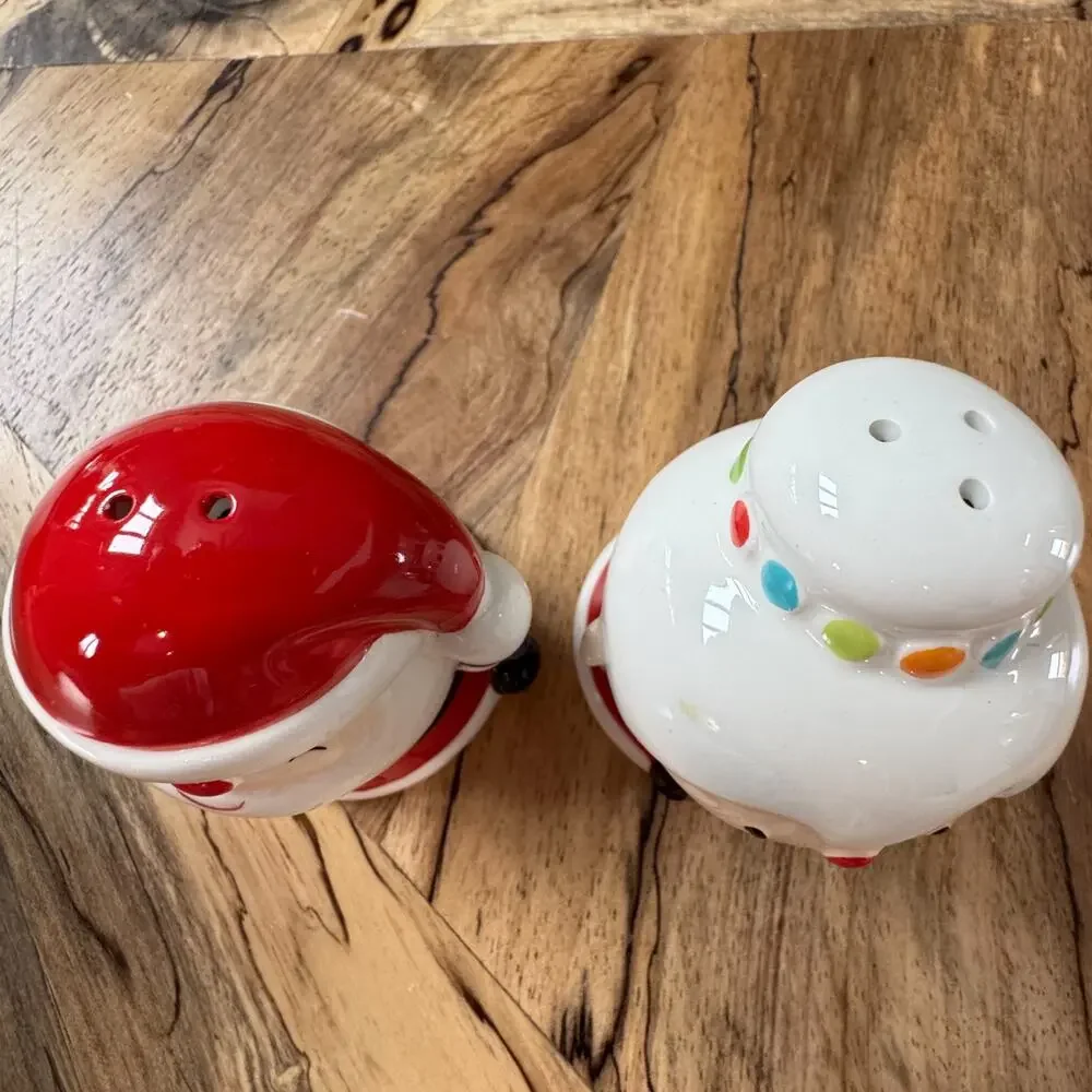 Target Brand Santa and Mrs. Claus Salt and Pepper Shakers, Christmas, Holiday